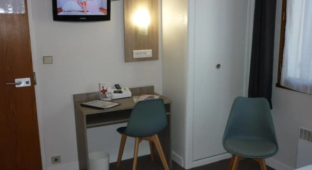 Одноместный номер Standard Sure Hotel by Best Western Saintes