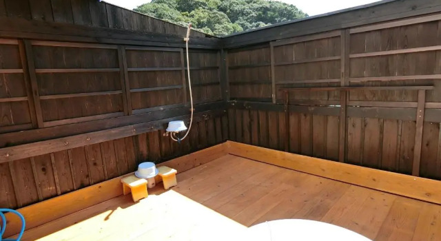 Четырёхместный номер Standard Minshuku Inn Shirahama Ekinoyado