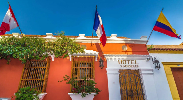 Hotel 3 Banderas