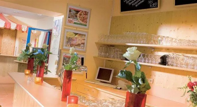 JUFA Hotel Maria Lankowitz am See, Book Hotel Hotels in Maria Lankowitz with Parking, Parking