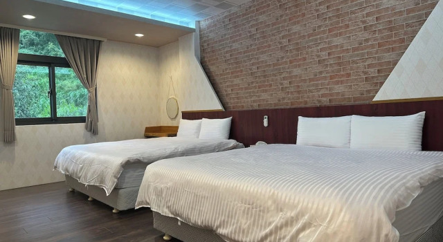 Breeze Homestay, Book Bed and Breakfast Ch'un-yang Nantou