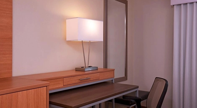 Люкс с балконом Holiday Inn Little Rock-Presidential-Downtown by IHG