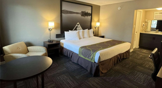Super 8 Guelph, Varaa Mini-hotelli  