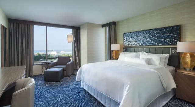 Люкс Deluxe The Westin Milwaukee