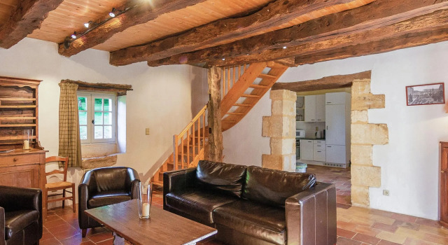 Luxurious Mansion with Swimming Pool in Aquitaine, Prenota Hotel Hotel a Aquitania con parcheggio, Parcheggio