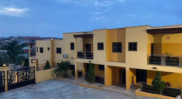 Ft Realty Properties 9, Reserva ahora Apartamento Hoteles en Gran Acra con aparcamiento, Aparcamiento