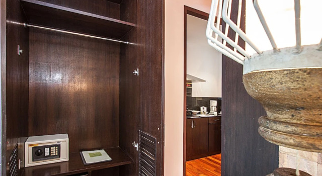 Nirano Villa 12 1 Bed