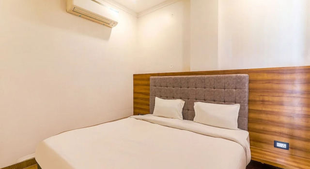 Номер Deluxe FabExpress Global Inn New