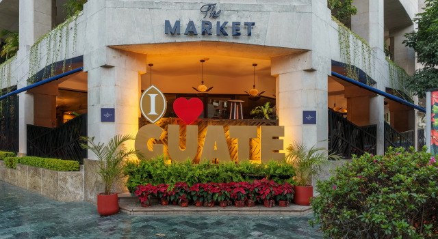 Hotel Real Intercontinental Guatemala, Rezervovat Hotel Hotely v Guatemala s parkováním, poblíž Oakland Mall, Parkování