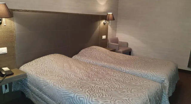 Двухместный номер Economy Hôtel de La Croix dOr