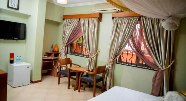 Номер Standard Lush Garden Business Hotel