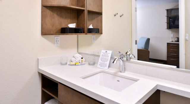 Четырёхместный люкс Candlewood Suites - Lodi by IHG