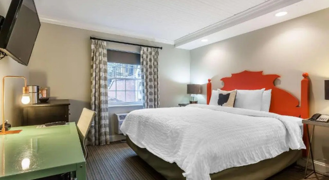 Номер Deluxe The Aurora Inn Hotel and Event Center