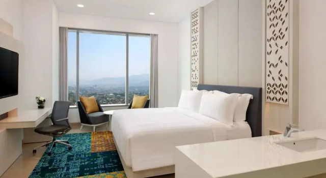Номер Superior Grand Mercure Lampung