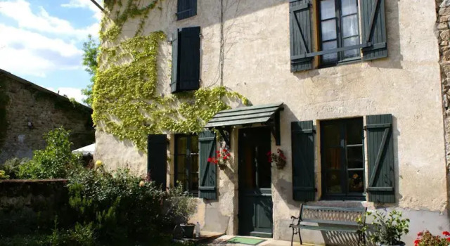 Gîte de Bancherel, Забронировать Апартаменты/квартира Сен-Виктор-Монвьянекс Овернь-Рона-Альпы