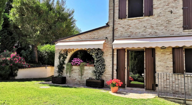 Villa in Marche With Private Pool, Rezervovat Vila Tavullia 