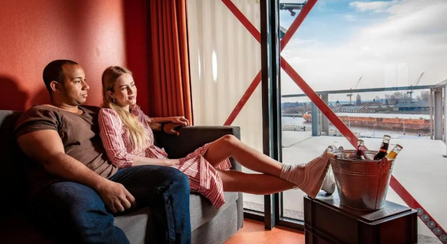 Кровать в общем номере DOCK INN Hostel Warnemünde