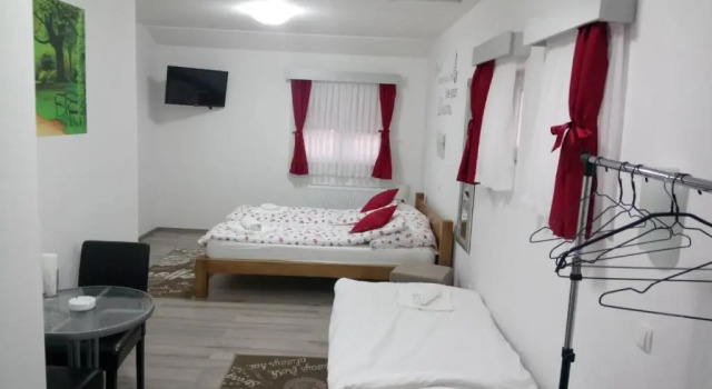 Номер Deluxe RESTORAN PRENOĆIŠTE CROATIA TURIST