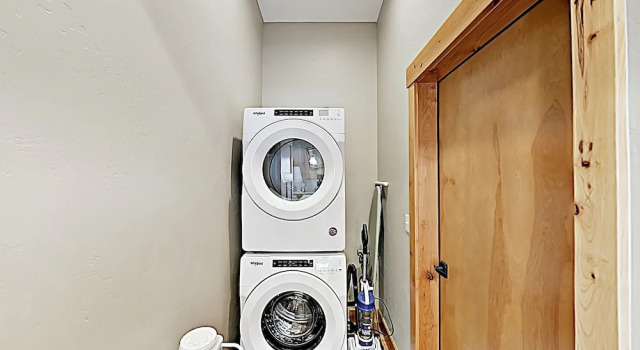 New Listing! New-build W/ Private Hot Tub 2 Bedroom Cottage, Buchen Sie Ferienhaus Fraser Winter Park