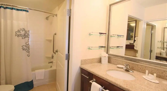 Двухместный люкс c 1 комнатой Residence Inn Newport News Airport