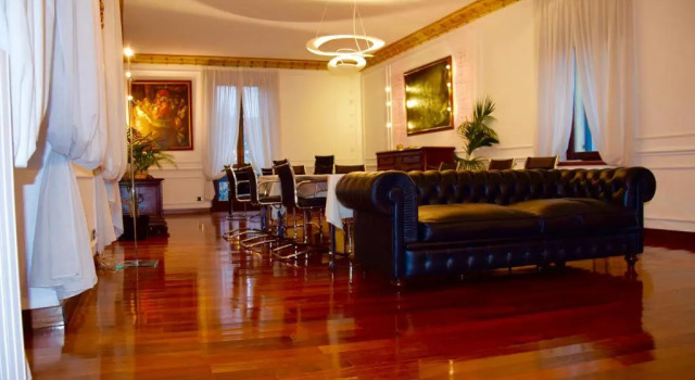 Ball Apartments loc 04163, Забронировать Апартаменты/квартира Отели Вероны с парковкой, рядом с Филармонический театр Вероны, Парковка