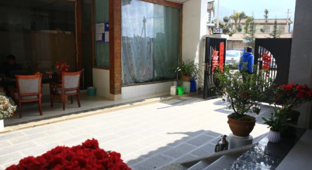 Half Moon Bay Inn (Lijiang Sanyi International Airport Store)