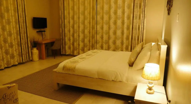 Suite Deluxe Ivory Castle Limited