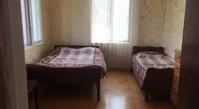 Rolashome, Book Hotel Batumi 
