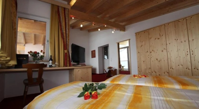 Gampeler Hof, Rezervovat Hotel Hotely v Tyrolsko s parkováním, Parkování