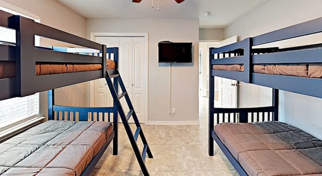 Tangerine Dream - 3 Br Home