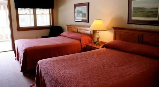 The Cozy Afghan Bed & Breakfast, Book Bed and Breakfast Hoteller i St. Marys med pool, Swimmingpool