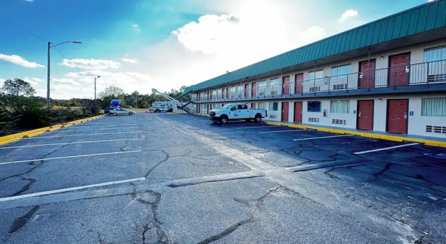 Western Motel, Buchen Sie Motel Dawson Georgia
