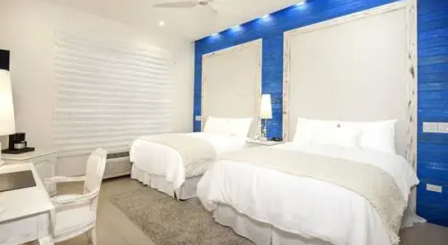 Четырёхместный номер Standard Elements Hotel Boutique