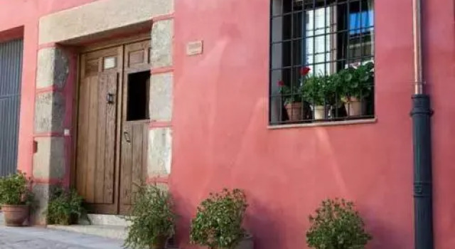 Casa Rural Rincones de Cuacos, Забронировать Отель Отели Куакос-де-Юсте с парковкой, Парковка