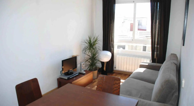 Apartment Barcelona Atic, Забронировать Апартаменты/квартира Барселона провинция Барселона, рядом с Приход Св. Августина