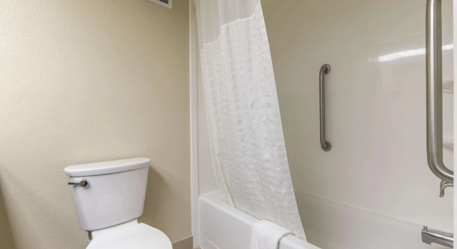 Двухместный номер Standard с видом на окрестности Comfort Inn near Downtown & Blue Ridge PKWY