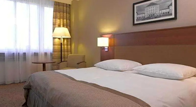 Holiday Inn Munich - Schwabing, Foglalás Szálloda Schwabing-Freimann München