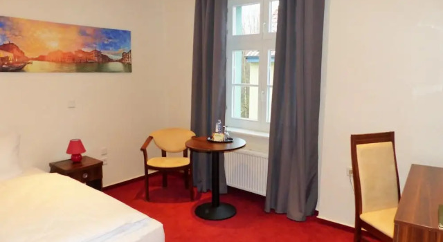 3 Sterne Hotel Frankfurt-Oder Zur Alten Oder, Prenota Hotel Francoforte sull'Oder Brandeburgo