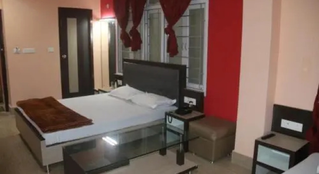 Hotel Flavours Inn, Reserva ahora Hotel Hoteles en Bengala Occidental con aparcamiento, Aparcamiento