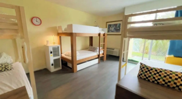 Кровать в общем номере (женский номер) Bposhtels Orlando Florida Mall