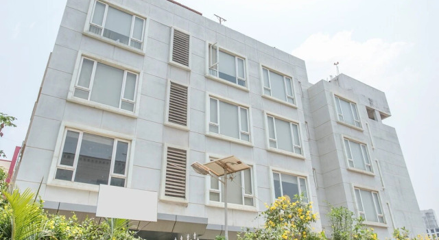 OYO 1350 Hotel Sherwood Suites-2, Забронировать Отель Отели штата Карнатаки 3 звезды, 3*