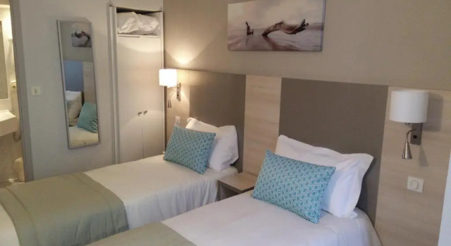 Двухместный номер Standard Hotel Du Midi