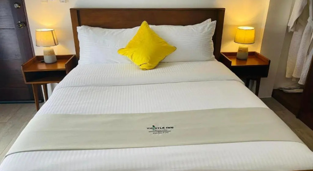 Standard double chambre avec balcon Thistle Inn