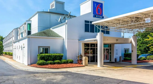 Motel 6 Charlotte 1417