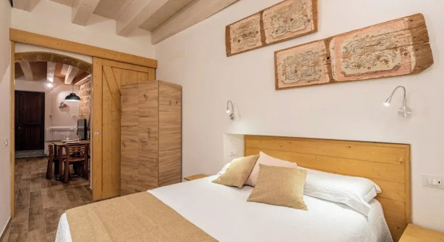 1 Bed Flat - Sleeps 3 - Parking Free - Wifi