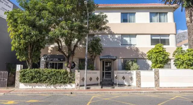 Amazing 2 Bedroom Apartment With Mountain Views on Kloof Street