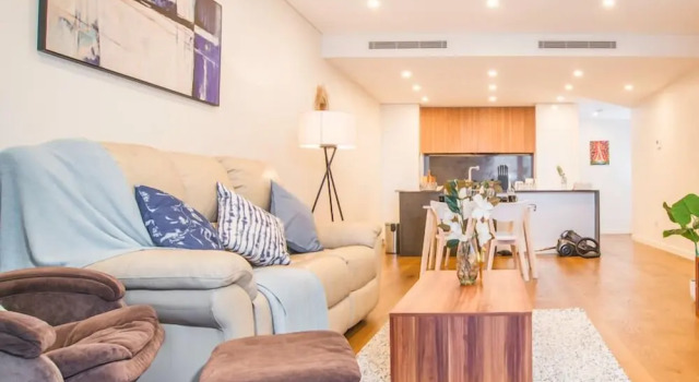 Апартаменты Modern 2bed2bath APT at Neutral Bayparking+wifi