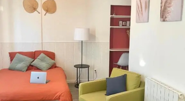 Studio Cosy en Plein Centre, Забронировать Апартаменты/квартира Корбей-Эсон 