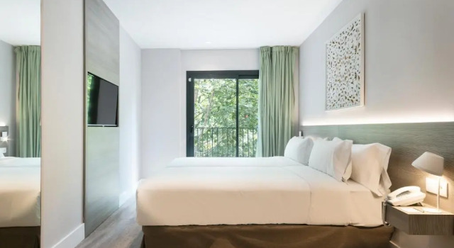 Двухместный номер Superior Niu Barcelona Hotel