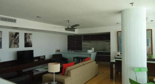 Luxury Penthouses, Rezerwuj Hotel Pafos Pafos, w pobliżu Markideio Theatre